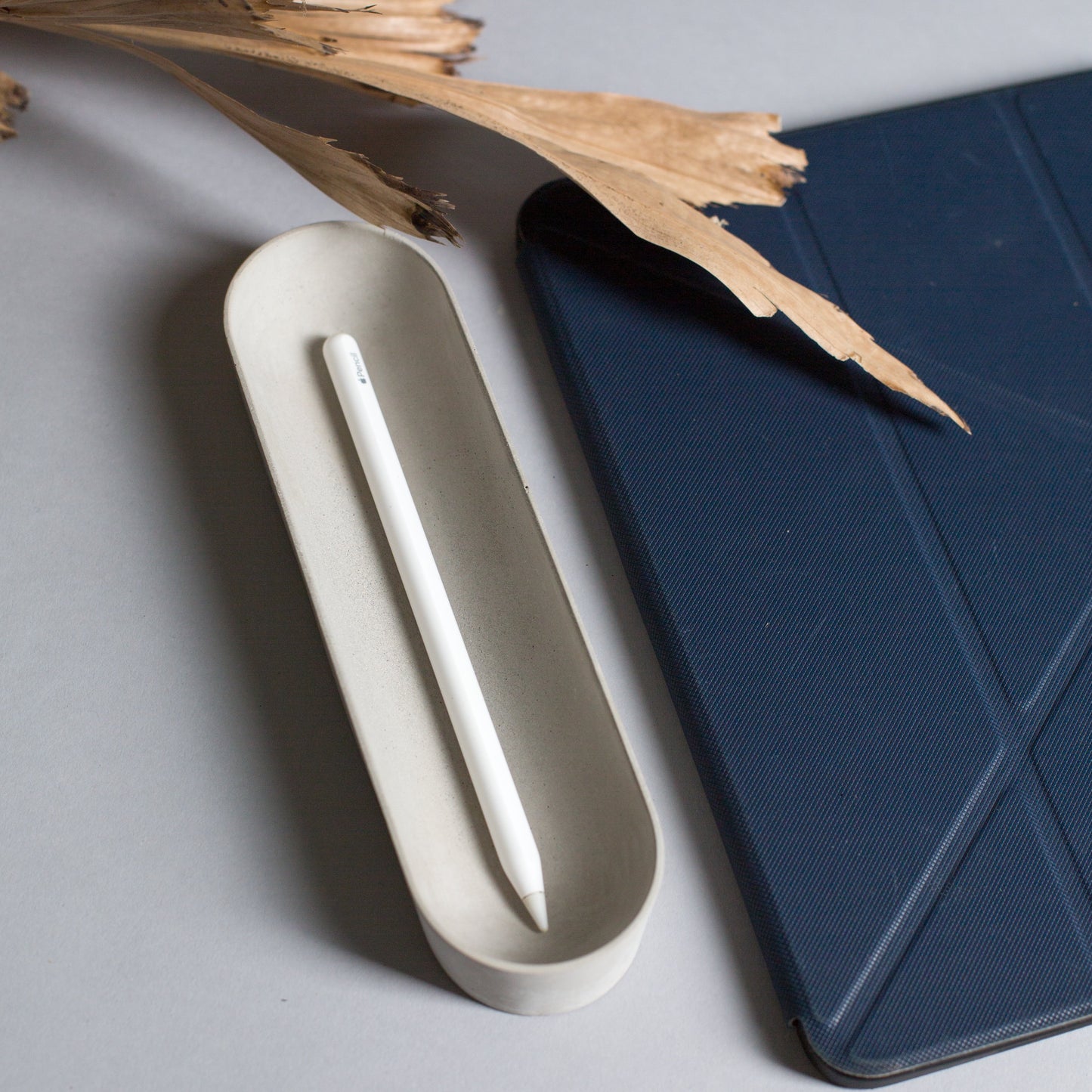 Concrete Stylus Holder - Crio