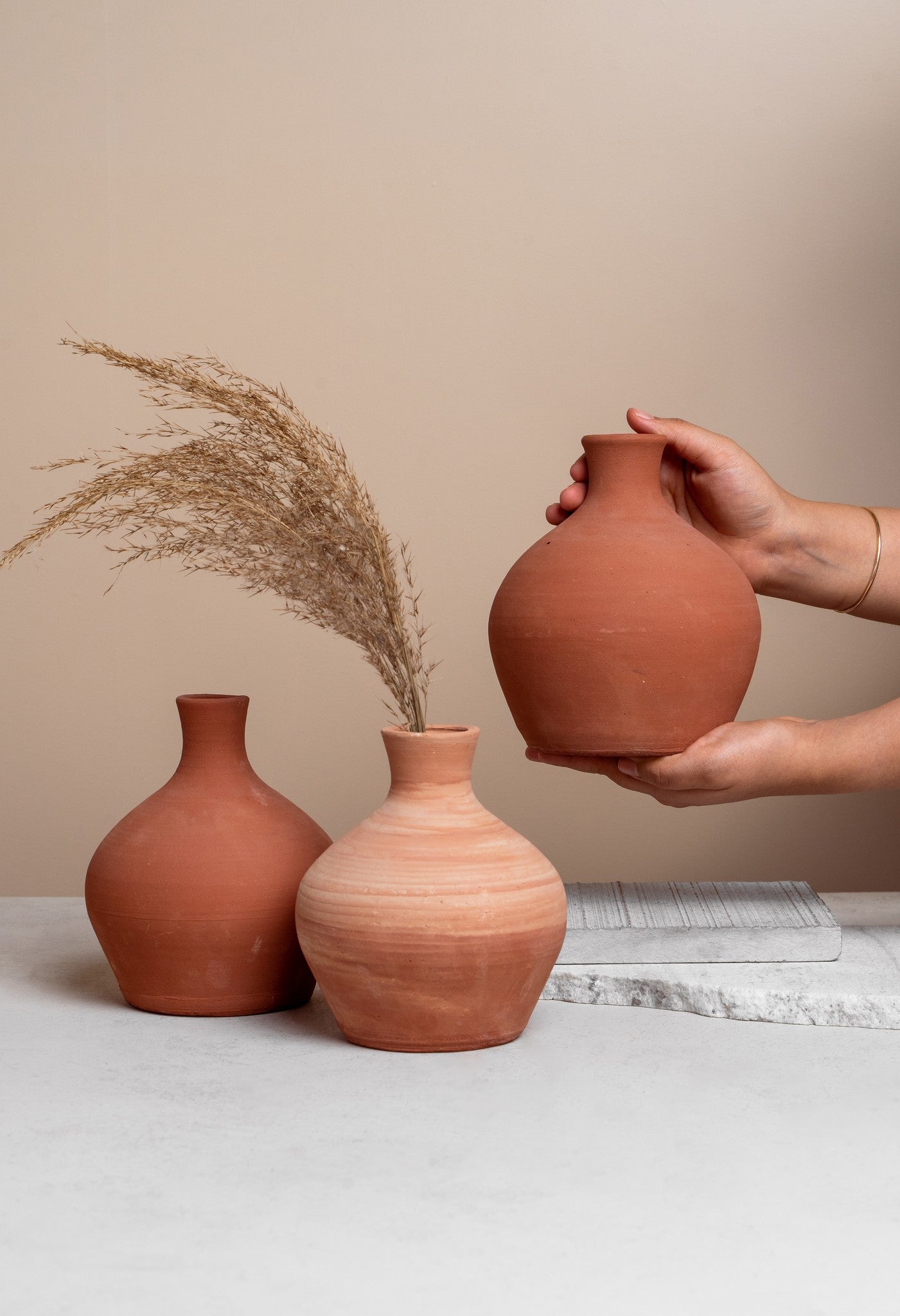 Hydria Vase - Crio