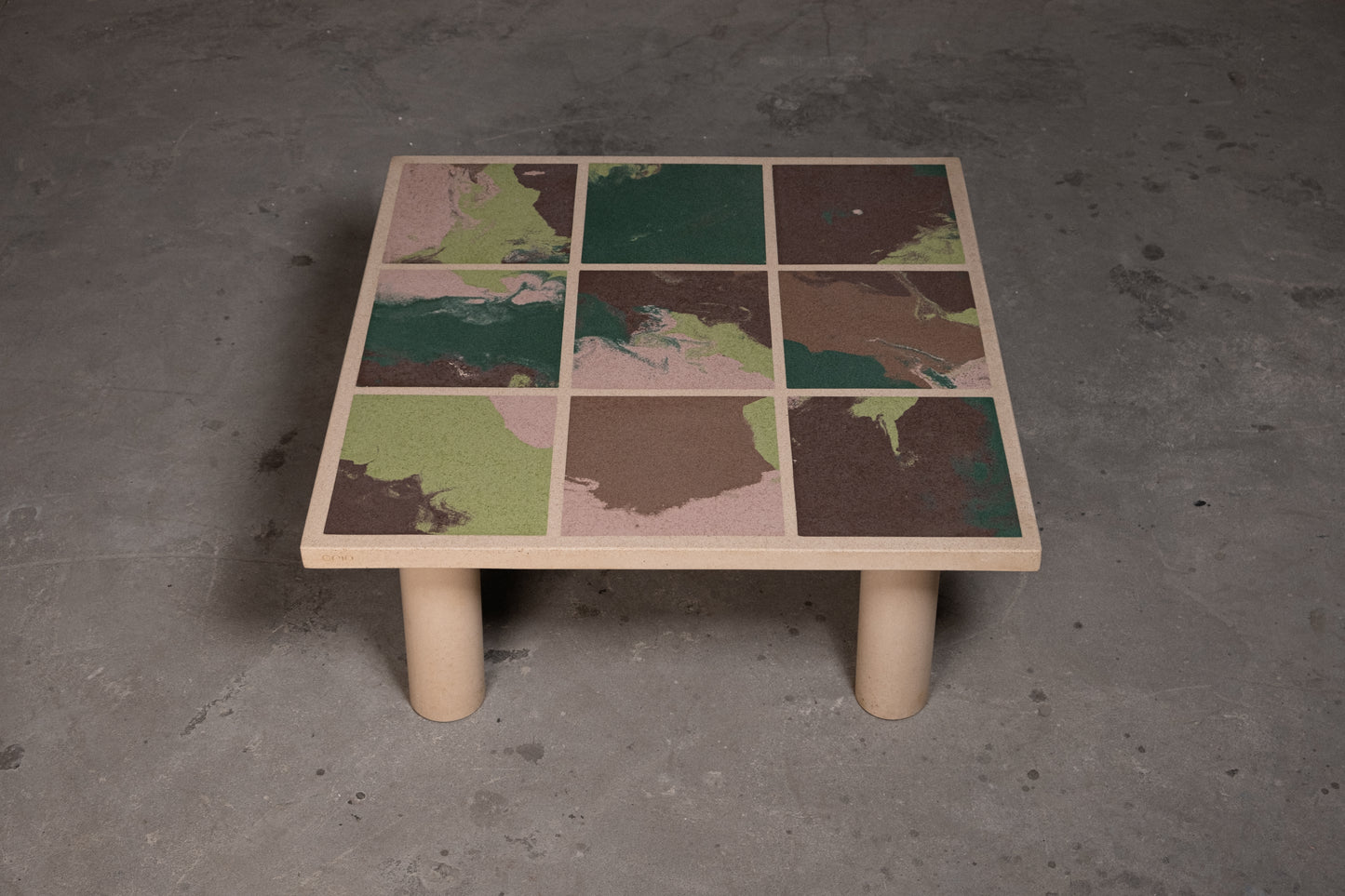 Grid Center Table – Casata