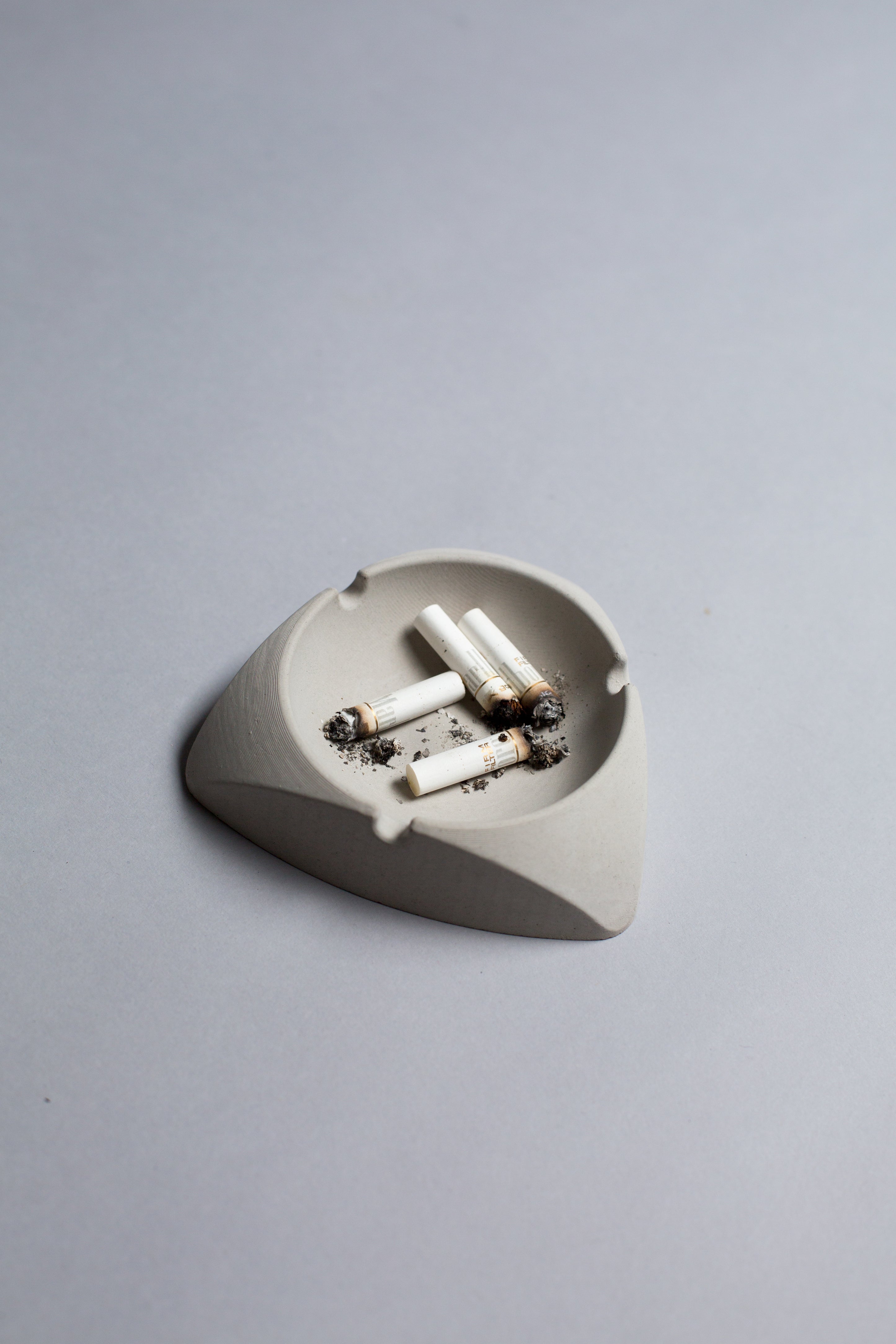 Concrete designer modern quirky ashtray for cigar ends and ashes/decor Crio